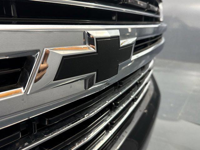 Photo of 2021 Black Chevrolet Suburban