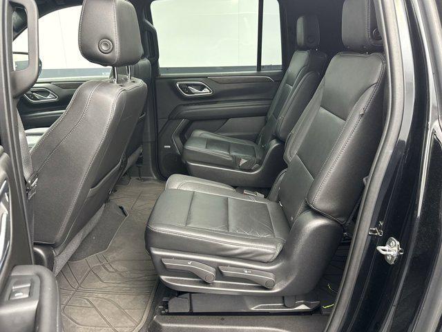 Photo of 2021 Black Chevrolet Suburban