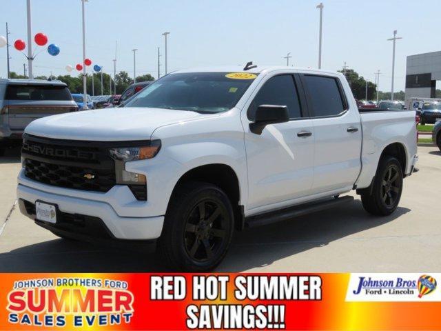 Photo of 2022 Summit White Chevrolet Silverado 1500