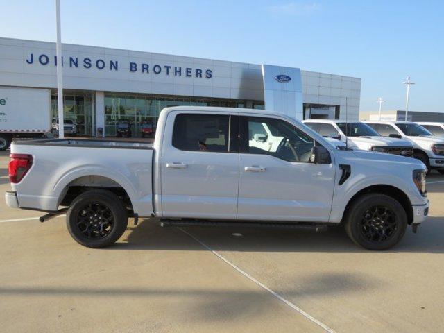 Photo of 2025 Space White Metallic Ford F-150