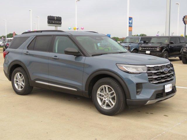 Photo of 2025 Vapor Blue Metallic Ford Explorer