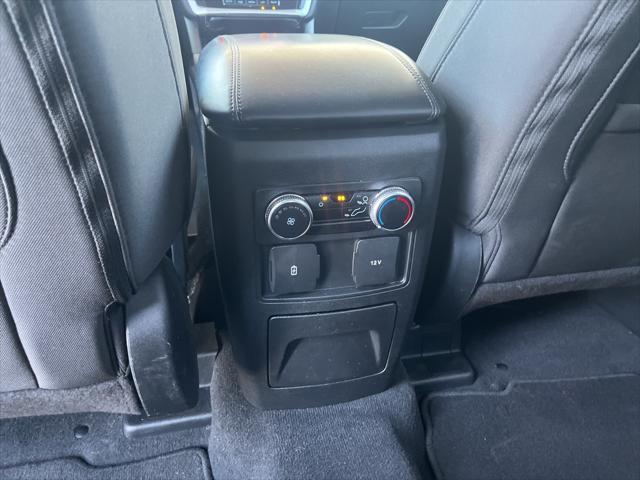 Photo of 2022 Iconic Silver Metallic Ford Explorer