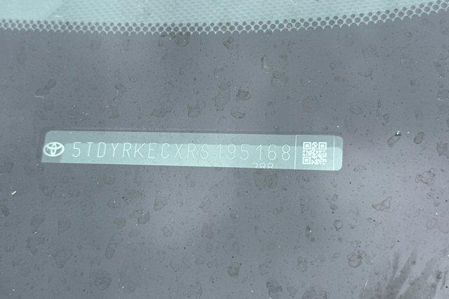 Photo of 2024 Celestial Silver Metallic Toyota Sienna
