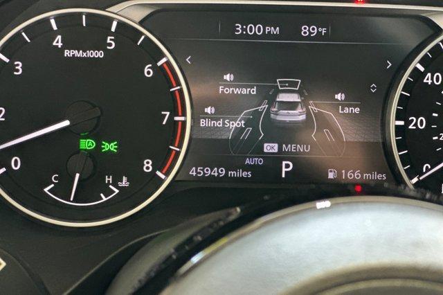 Photo of 2021 White Nissan Rogue