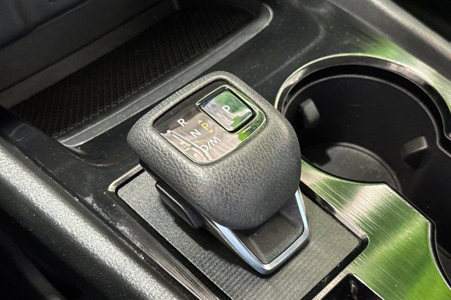 Photo of 2021 White Nissan Rogue