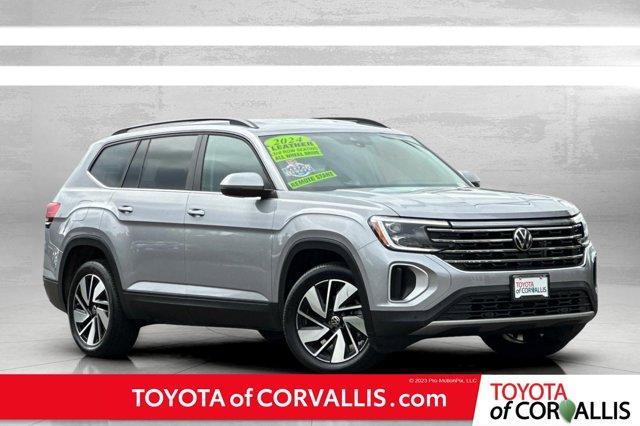 Photo of 2024 Silver Bird Metallic Volkswagen Atlas