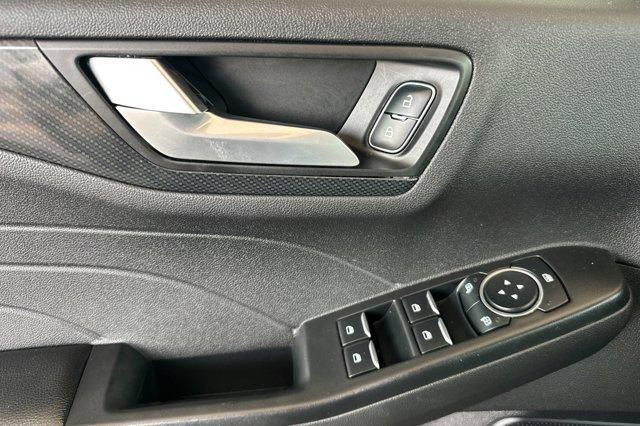 Photo of 2023 Black Metallic Ford Escape