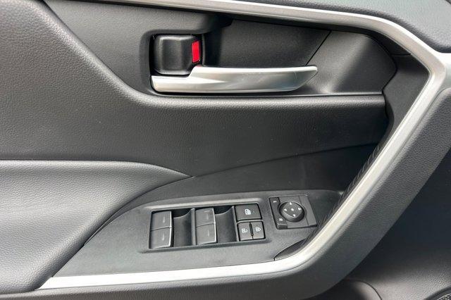 Photo of 2025 Magnetic Gray Metallic Toyota RAV4