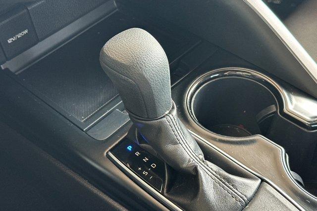 Photo of 2019 Celestial Silver Metallic Toyota Camry