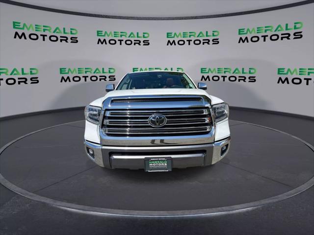 Photo of 2020 Super White Toyota Tundra