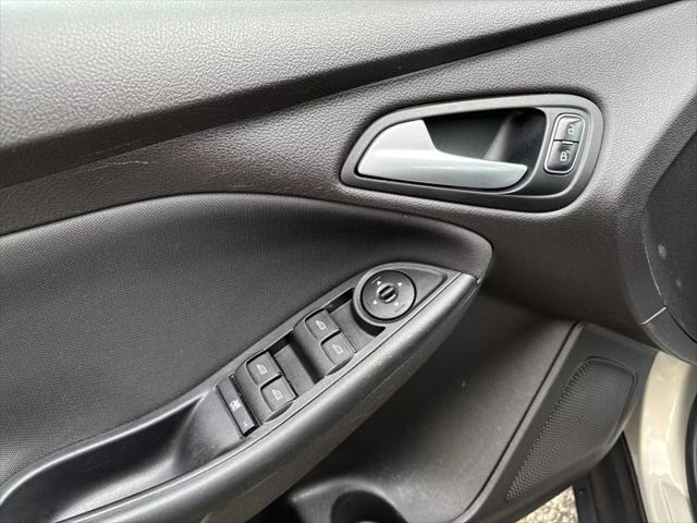 Photo of 2016 Beige Ford Focus