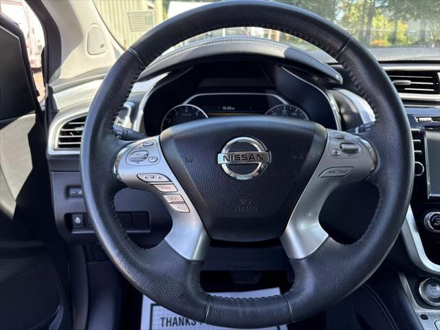 Photo of 2016 Brilliant Silver Metallic Nissan Murano