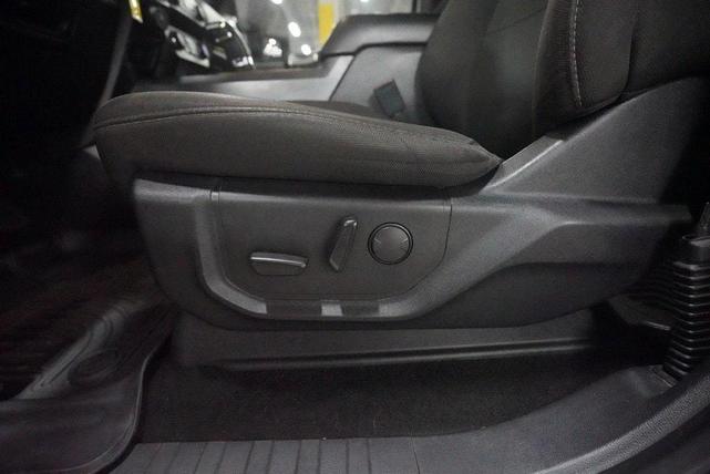 Photo of 2019 Oxford White Ford F-150