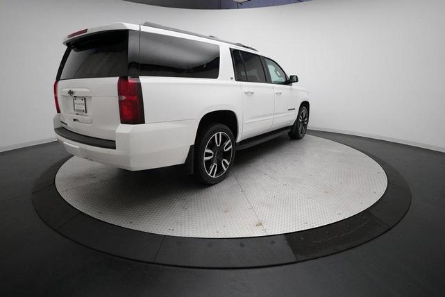 Photo of 2018 Summit White Chevrolet Suburban