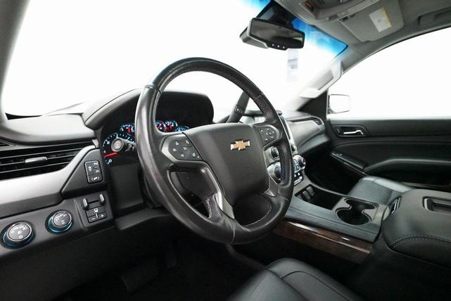 Photo of 2018 Summit White Chevrolet Suburban