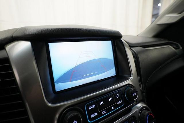 Photo of 2018 Summit White Chevrolet Suburban