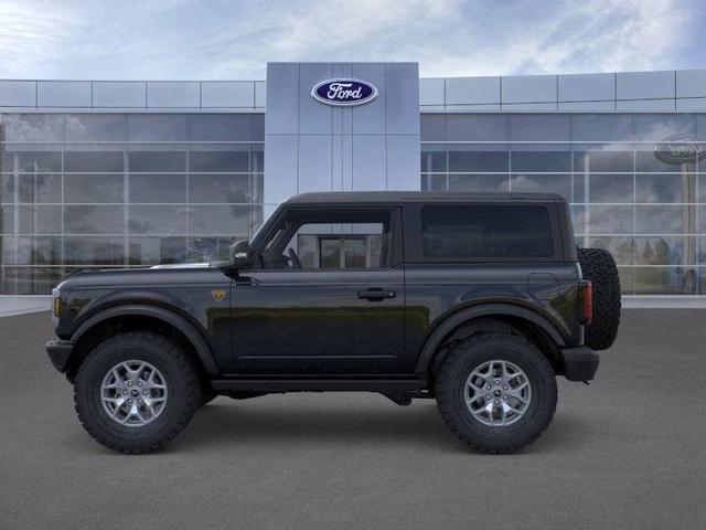 Photo of 2025 Shadow Black Ford Bronco