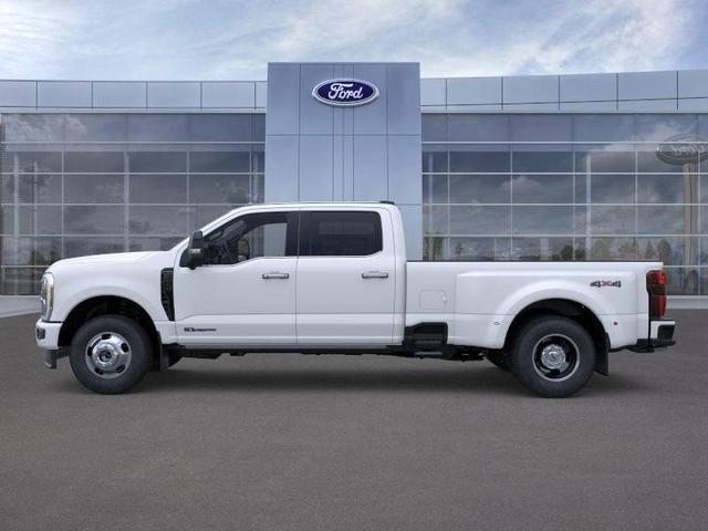 Photo of 2025 Star White Ford F-350
