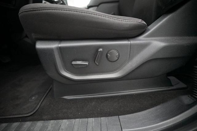 Photo of 2019 Blue Ford F-150