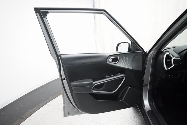 Photo of 2023 Steel Gray Kia Soul