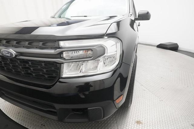Photo of 2022 Shadow Black Ford Maverick