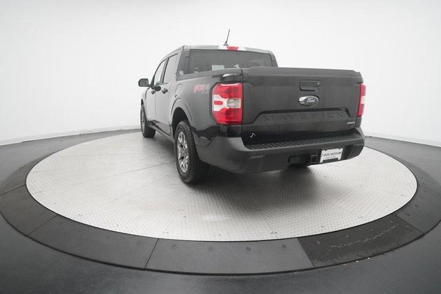 Photo of 2022 Shadow Black Ford Maverick