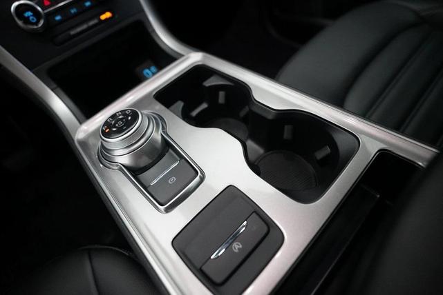 Photo of 2023 Atlas Blue Metallic Ford Edge