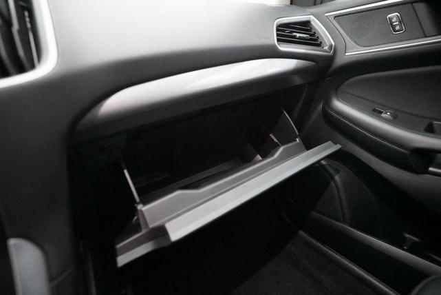 Photo of 2023 Atlas Blue Metallic Ford Edge