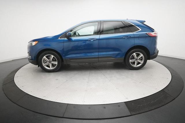 Photo of 2024 Atlas Blue Metallic Ford Edge