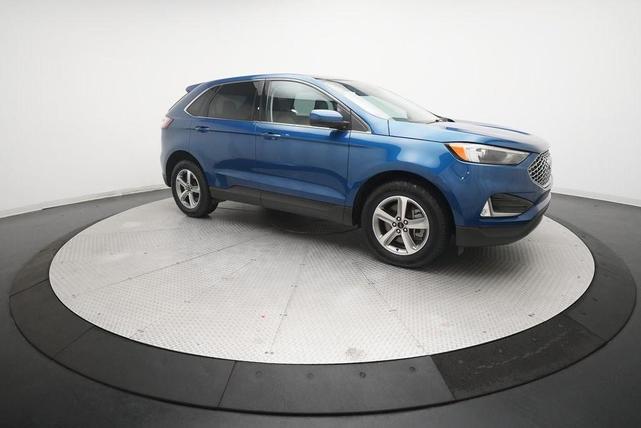 Photo of 2024 Atlas Blue Metallic Ford Edge