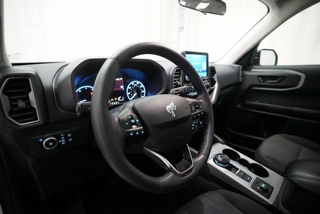 Photo of 2022 Oxford White Ford Bronco Sport