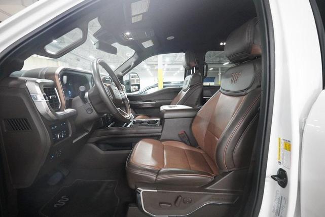 Photo of 2023 White Metallic Ford F-250