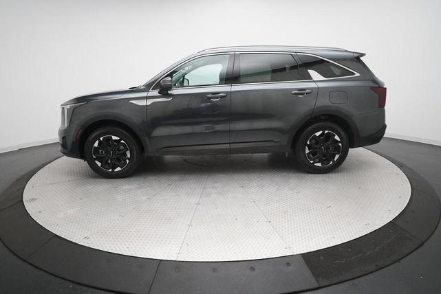 Photo of 2024 Gravity Gray Kia Sorento