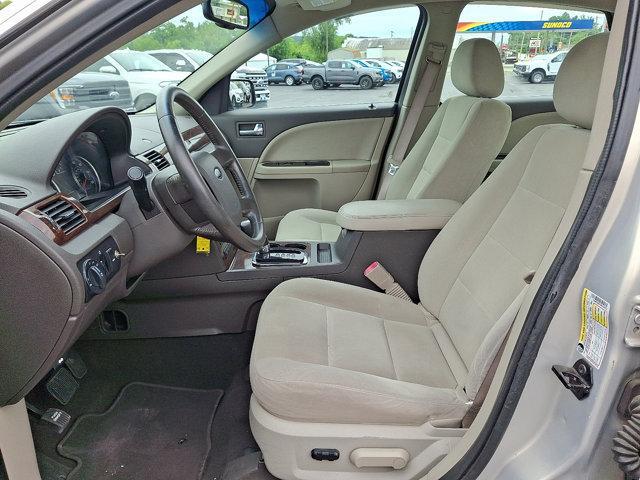 Photo of 2009 Smokestone Metallic Ford Taurus