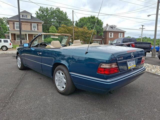 Photo of 1994  Mercedes-Benz E-Class