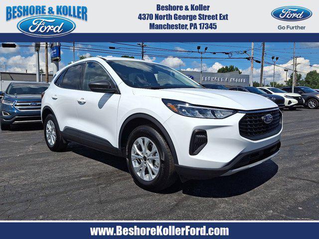 Photo of 2024 Oxford White Ford Escape