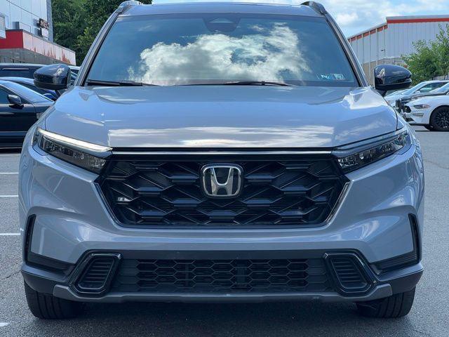 Photo of 2024 Gray Honda CR-V Hybrid