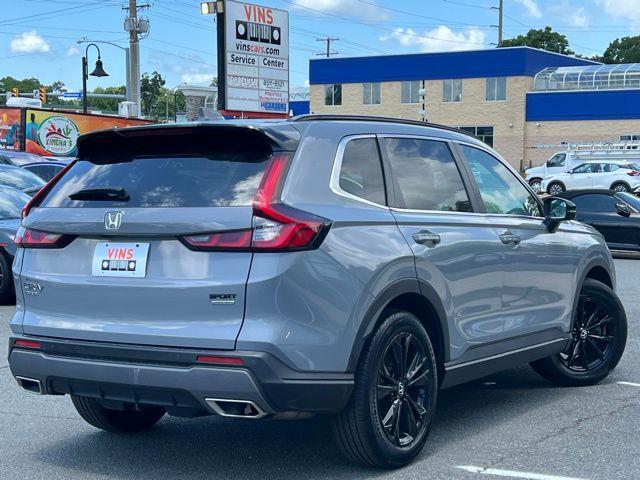 Photo of 2024 Gray Honda CR-V Hybrid