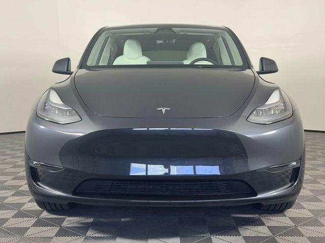 Photo of 2025 Gray Tesla Model Y