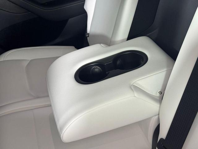 Photo of 2025 Gray Tesla Model Y
