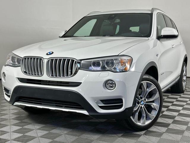 Photo of 2017 Alpine White BMW X3