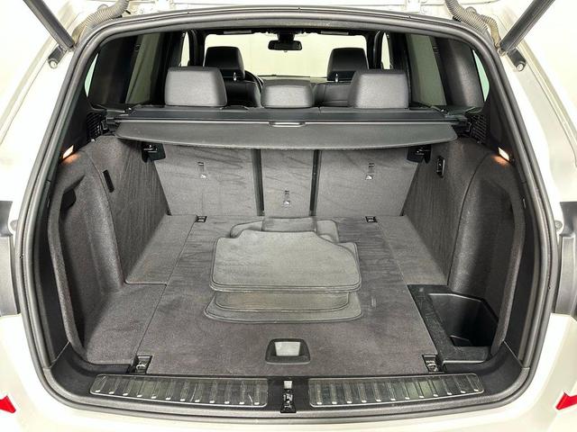 Photo of 2017 Alpine White BMW X3