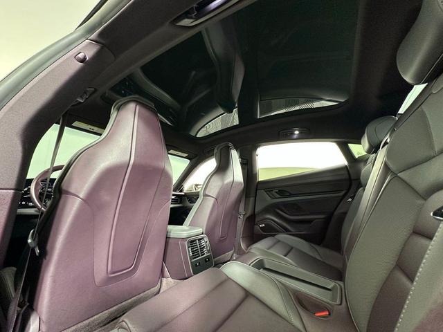 Photo of 2021 Chalk Porsche Taycan