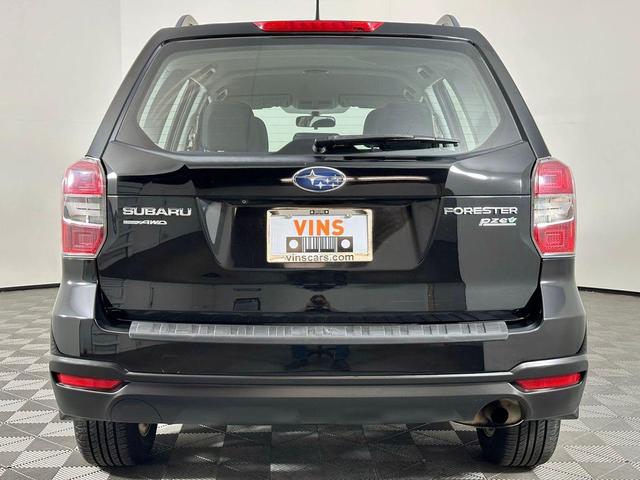 Photo of 2015 Crystal Black Silica Subaru Forester