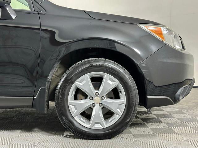 Photo of 2015 Crystal Black Silica Subaru Forester