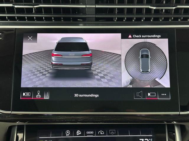Photo of 2023 Mythos Black Metallic Audi Q7