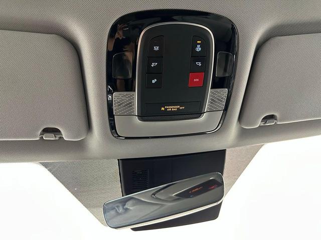 Photo of 2024 Abyss Black Pearl Hyundai PALISADE