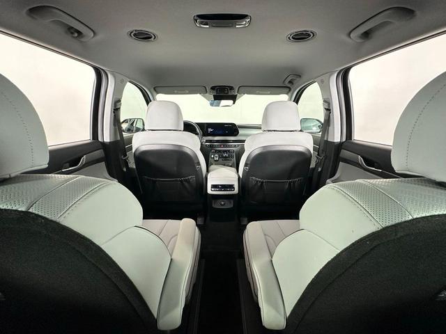 Photo of 2024 Abyss Black Pearl Hyundai PALISADE