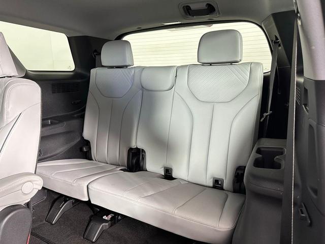 Photo of 2024 Abyss Black Pearl Hyundai PALISADE