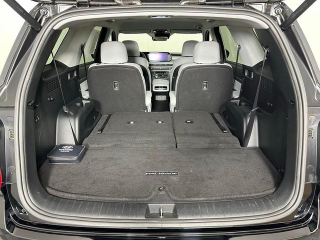 Photo of 2024 Abyss Black Pearl Hyundai PALISADE